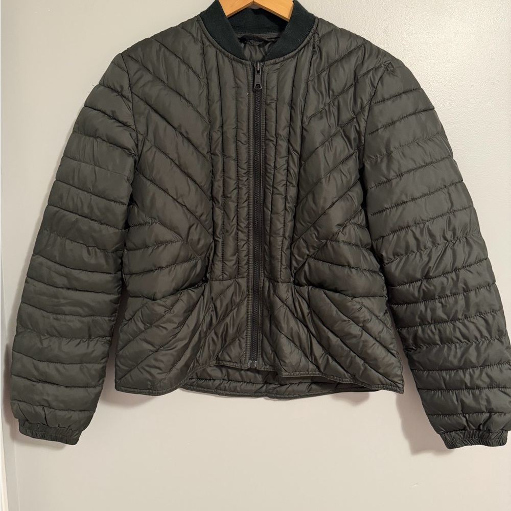 Gap Lightweight Puffer Bomber Jacket Olive Green Size LP Fall ‘13
